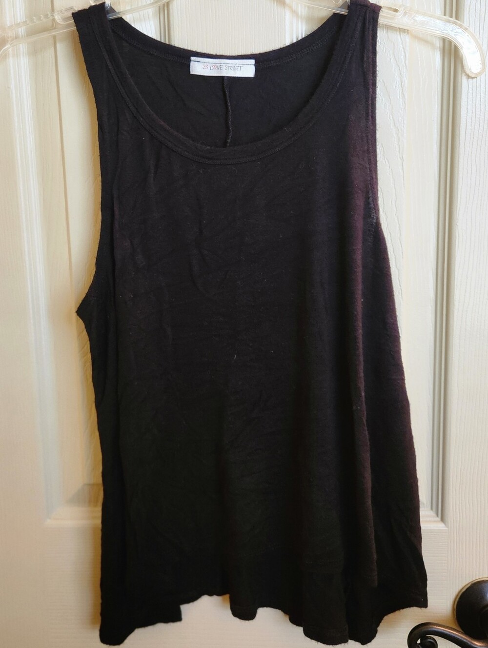 23 Love Street Black athletic Tank Top Cropped